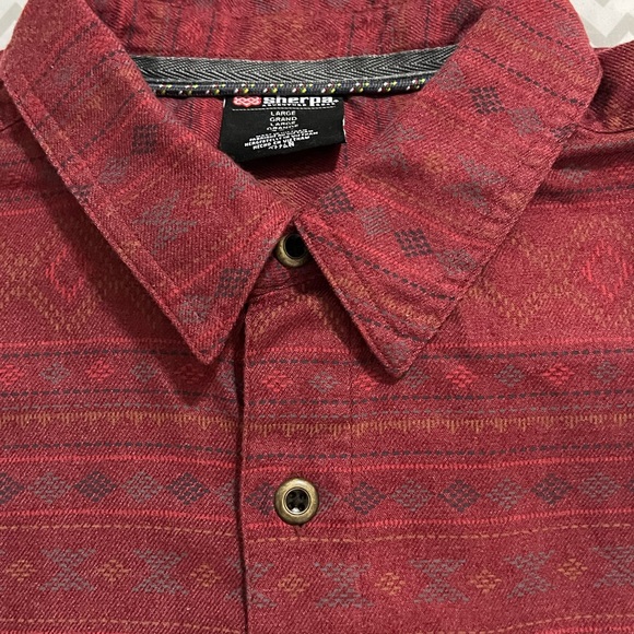 Sherpa Adventure Great Bhutan  Print buttons down shirt with beautiful buttons. - Picture 5 of 9